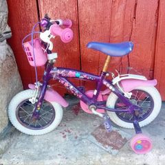 Girls bike