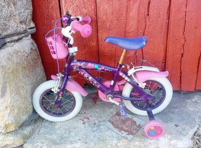 Girls bike