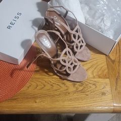 reiss sandals