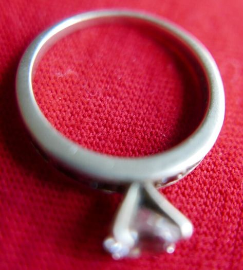 Vintage Sterling Silver 925 Statement Solitaire Ring with Round Faceted White Topaz size P  - 3,51g