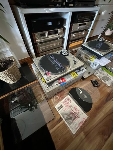Technics SL1200 MK5 full set