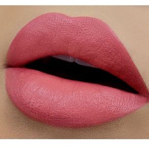 kylie cosmetics velvet liquid lipstick in strawberry cream