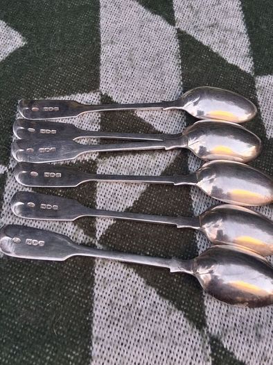 6 X Robert Stebbings Fiddle Pattern Victorian Teaspoons(153 grams)