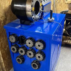 Hydraulic hose crimper