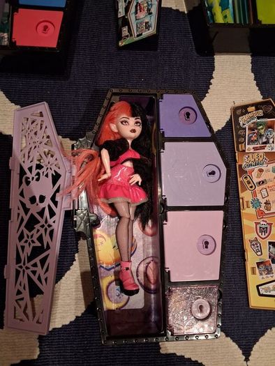 Monster High 11x Doll Collection