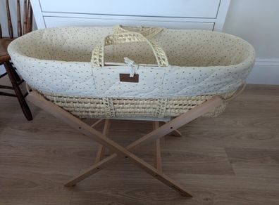 Little Green Sheep - Moses Basket and Static Stand