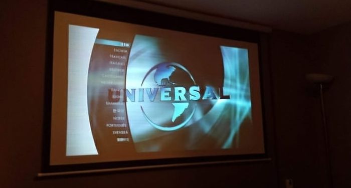 Optoma Projector + 100inch Primeview Electric Screen Combo