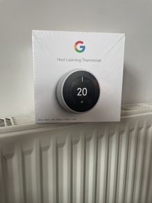 Nest Thermostat Version 1 (read description)