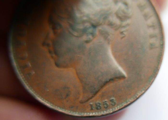 Victoria 1853 Copper Young Head Penny
