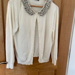 Pretty pearl cardigan size 16