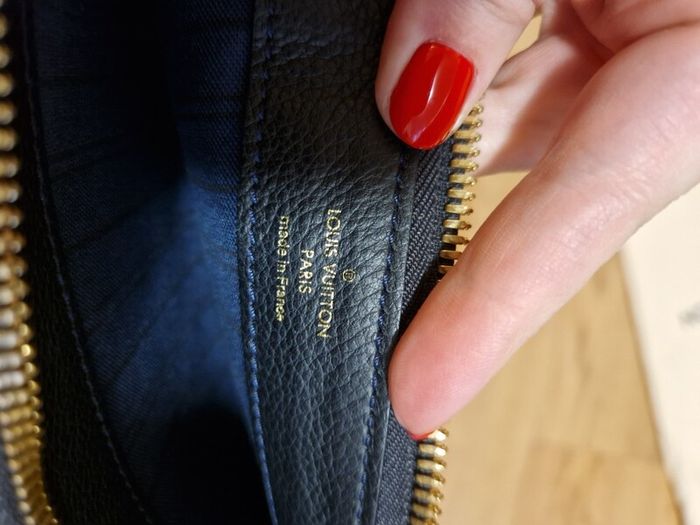 Louis Vuitton petillante leather cluch