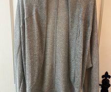 Cardigan by Abercrombie & Fitch perfect - Size Medium / Size 12