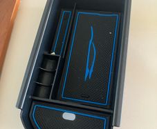 Insert tray for CHR Toyota
