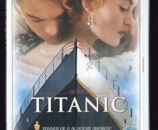 Titanic DVD Movie staring Leonardo DiCaprio and Kate Winslet