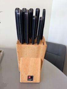knife