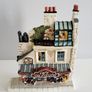 Souvenir of a building model from France Image 5