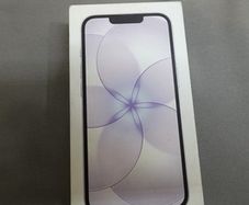 NEW iPhone 17E  256GB white  ( Irish stock )