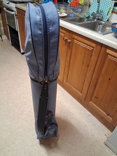 Golf Clubs. Complete Set Of Mens Right Handed Golf Clubs. Collect In Malahide Or Receive Via Registered Post.