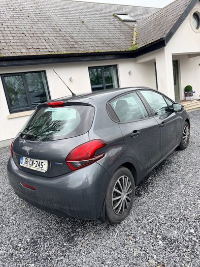 Peugeot 208 1.2L 2016