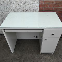 computer desk
