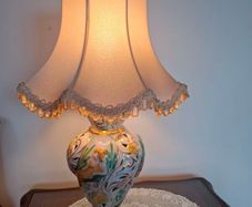 Vintage porcelain table lamp.  Italy.