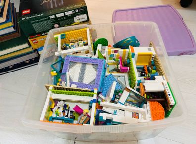 Big box of lego Disney and friends