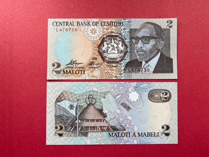 Lesotho  2 Maloti  1989.   ( uncirculated )