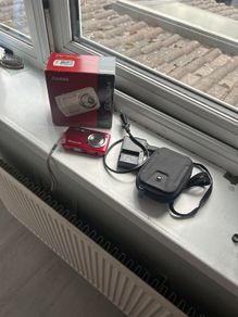 Casio exilim EX-z16 digital camera