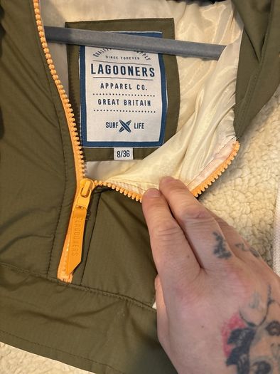 Women's lagooners sherpa fleece size 8