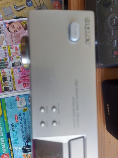 Sony Compact Disc Player, Model CDP-XE270, in excellent condition and working perfect