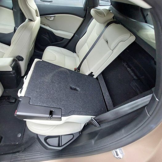 Volvo V40 2016