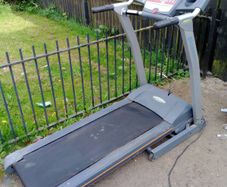 BH Fitness Pioneer Treadmill