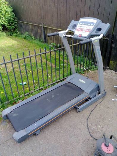 BH Fitness Pioneer Treadmill