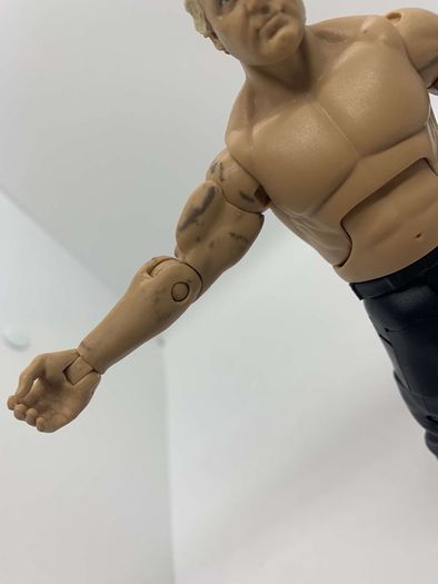wwe elite Fan Central Bobby The Brain Hennan action figure