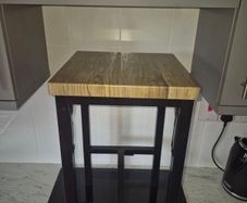 Bar Table  and high stools