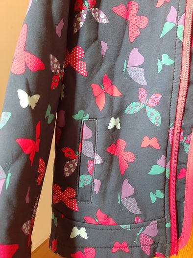 Girls mountain warehouse jacket 5-6 years