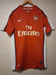 Arsenal Jersey. Official Nike Arsenal Mens Home Jersey From Season 2008 / 2010. Authentic Original From The Time. Not A Modern Day Remake.