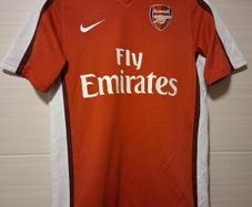 Arsenal Jersey. Official Nike Arsenal Mens Home Jersey From Season 2008 / 2010. Authentic Original From The Time. Not A Modern Day Remake.
