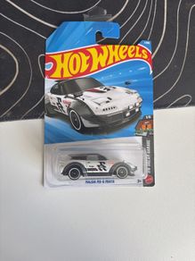 sealed toy car