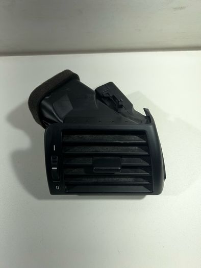 BMW E46 Right / Drivers Outer Dash Heater Air Vent Grill BLACK 8361898 3 Series a3l2b44g