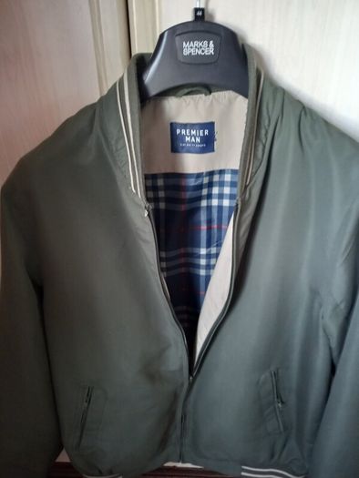 Premier Mans jacket, size large.