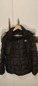 The North Face womens puffer, black jacket with hoodie (550), size L