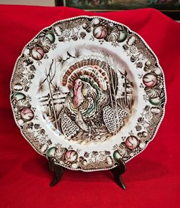 Vintage Johnson Bros HIS MAJESTY Turkey Dinner Plate