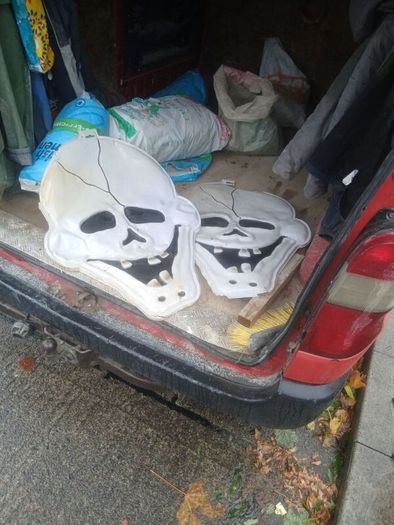 large plastic ghosts faces x2