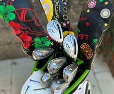 Full set of ladies golf clubs