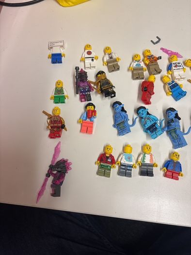 lego mini figs