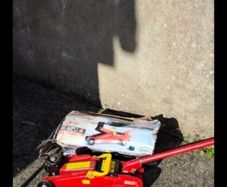 Car jack