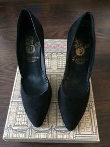 Used Red or Dead Heels