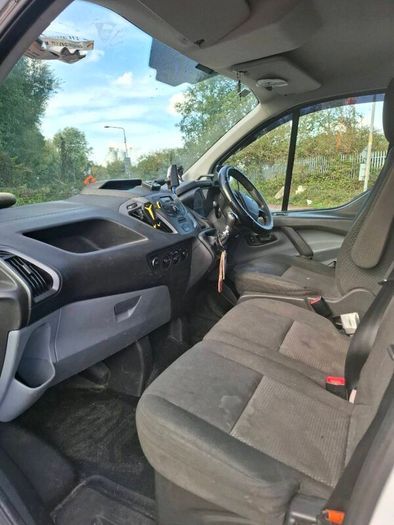 Ford transit custom 141