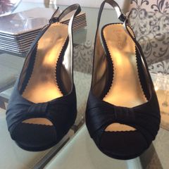 Black dressy shoes